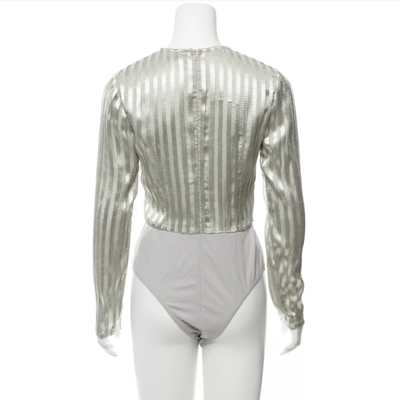 ATOIR Silver Gray Metallic Tone on Tone Crew Neck Striped Bodysuit Size S - Picture 3 of 3